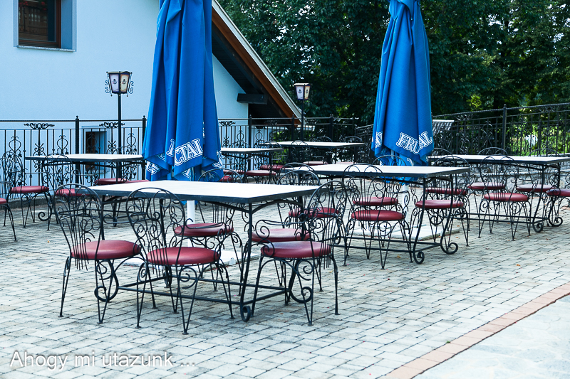 Szlovénia szállás - bőven volt hely kint is bled szállás szlovénia, nyitott terasz